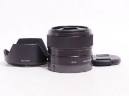 ソニー E 35mm F1.8 OSS SEL35F18 【中古】(L:675)