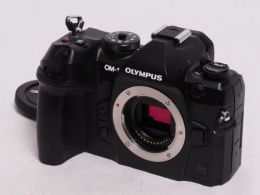 オリンパス OM-1 ボディ 【中古】(B:749)