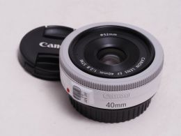 キヤノン EF 40mmF2.8 STM ホワイト【中古】(L:670)