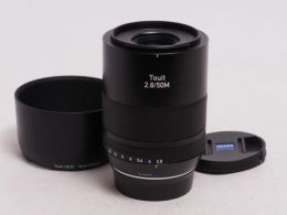 カールツァイス Touit 2.8/50 ﾌｼﾞX用 【中古】(L:817)